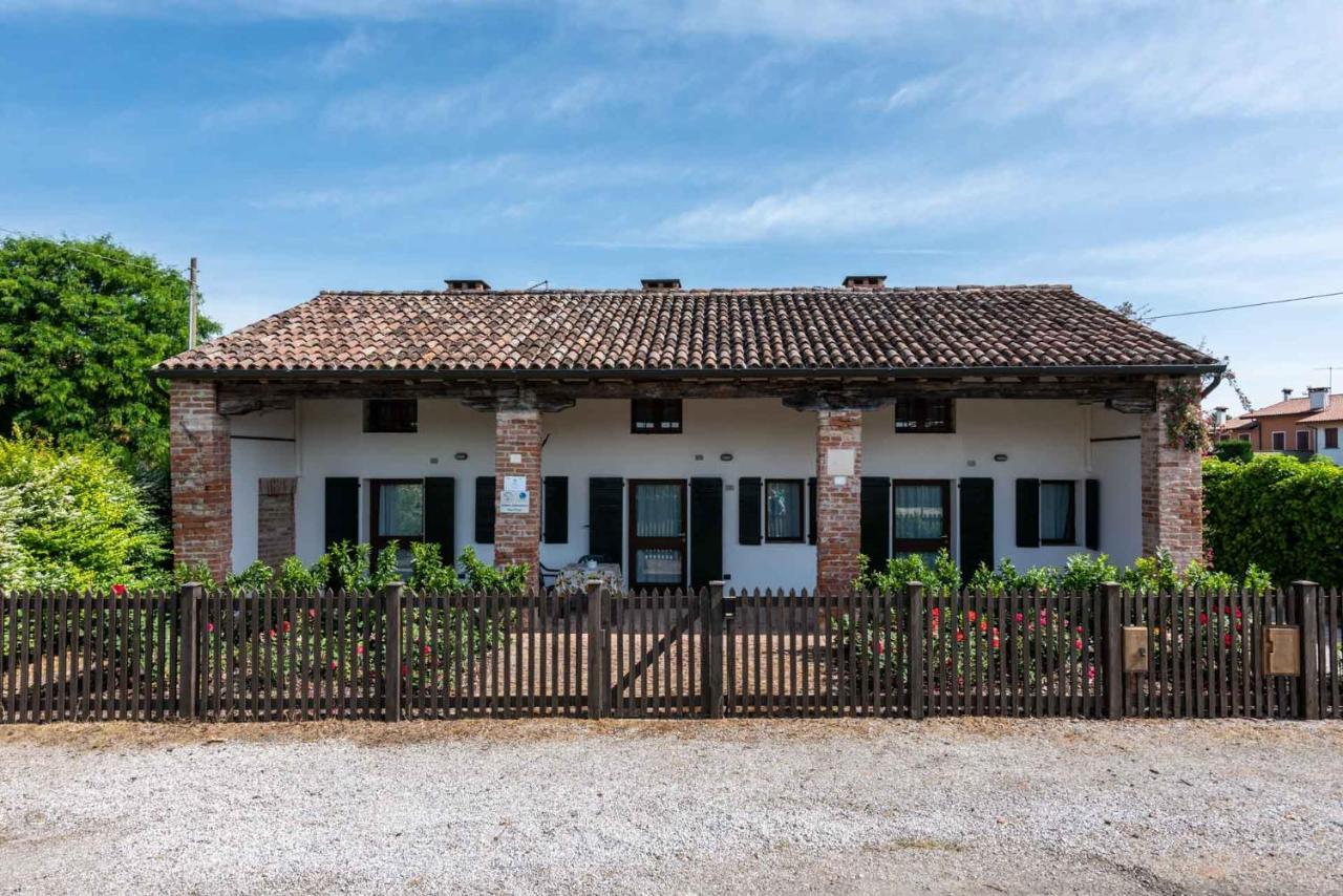 Country House Viaro_150Sqm Vanzo Buitenkant foto